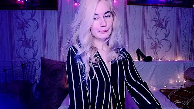 Snapshot of xxxcharismaaa chatting on February 2026 02:48:01 AM xxxcharismaaa online show from February 2026 02:48:01 AM