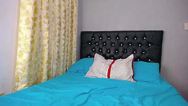 loveyouzahara2020 online show from December 2024 02:53:01 AM