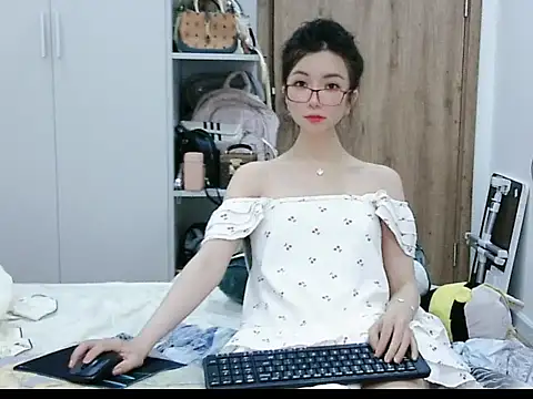 Cute Ruby01 online show from November 2025 12:08:02 PM