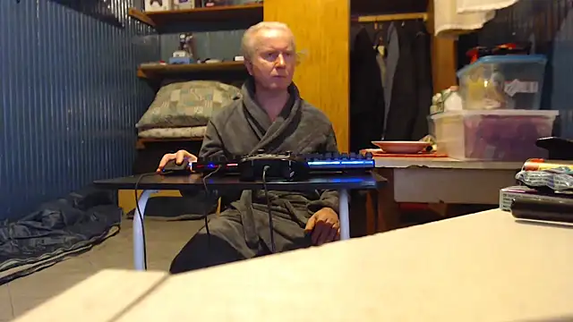 Snapshot of Vgy67Z95 chatting on February 2025 04:32:02 PM Vgy67Z95 online show from February 2025 04:32:02 PM