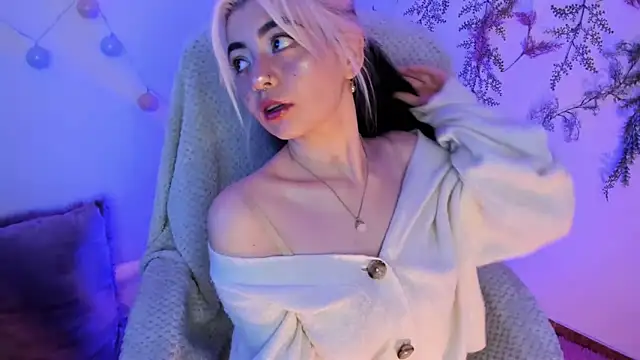 Sammysammy  online show from December 2024 08:00:02 AM