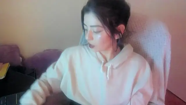 Snapshot of Sammysammy_ chatting on May 2026 09:47:02 AM Sammysammy online show from May 2026 09:47:02 AM