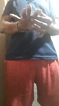 Snapshot of xxxsexy27 chatting on January 2025 03:44:01 PM xxxsexy27 online show from January 2025 03:44:01 PM