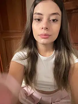 Snapshot of Miss_valeriaa chatting on December 2024 04:30:02 PM Miss valeriaa online show from December 2024 04:30:02 PM