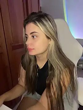 Snapshot of Miss_valeriaa chatting on July 2026 01:46:02 PM Miss valeriaa online show from July 2026 01:46:02 PM