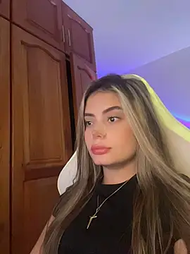 Snapshot of Miss_valeriaa chatting on July 2026 04:45:01 PM Miss valeriaa online show from July 2026 04:45:01 PM