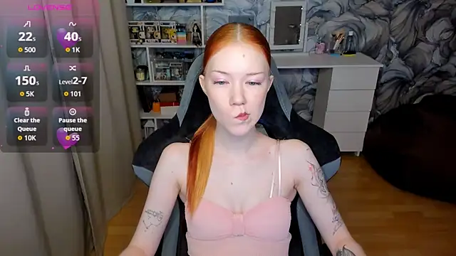 litl Mia online show from November 2025 03:19:02 PM