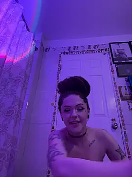 BlaizeyBBy online show from March 2025 12:56:02 PM