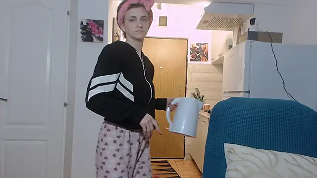 simyhvn online show from March 2025 05:09:01 AM