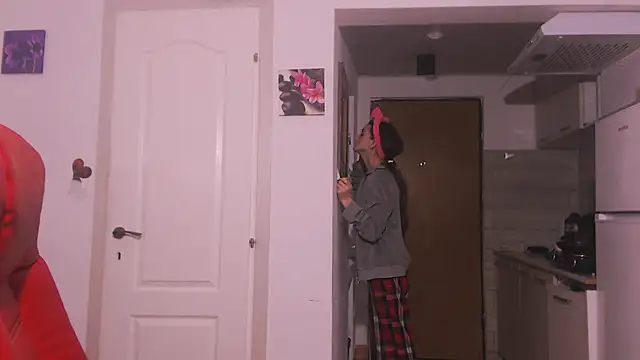 simyhvn online show from January 2026 06:28:02 AM