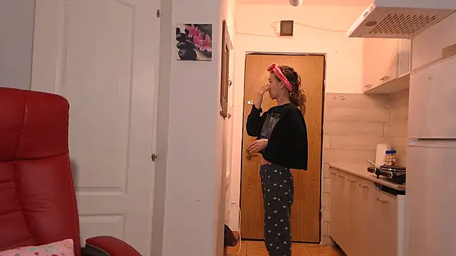 simyhvn online show from February 2026 05:36:02 AM