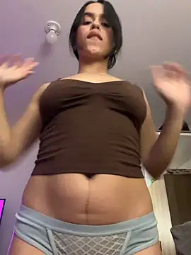 Snapshot of xlovelygirlx chatting on March 2026 01:34:01 AM xlovelygirlx online show from March 2026 01:34:01 AM