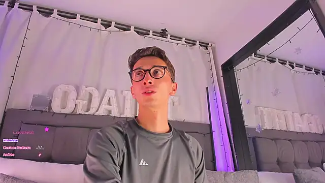 Thiago jones online show from February 2025 11:14:02 PM