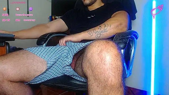 --mAk-- online show from February 2025 01:44:01 AM