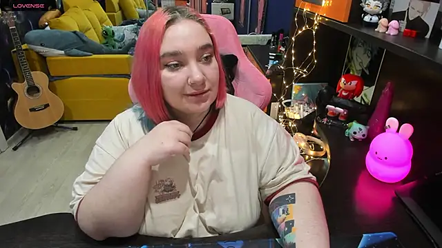 Softie Sofy online show from February 2025 09:10:01 AM