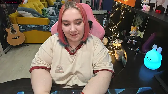 Softie Sofy online show from March 2025 06:57:01 AM