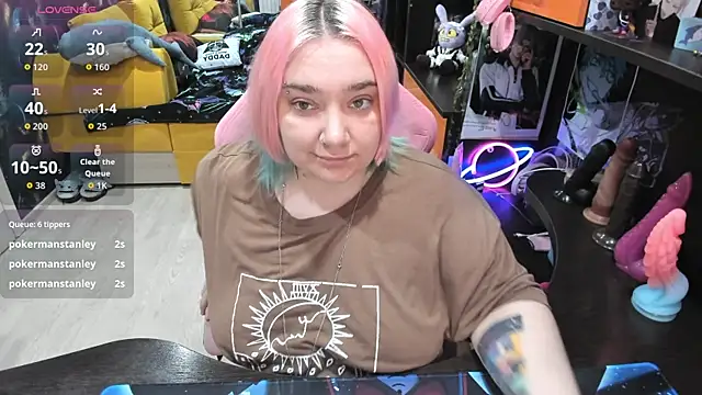 Snapshot of Softie_Sofy chatting on April 2026 02:51:02 AM Softie Sofy online show from April 2026 02:51:02 AM