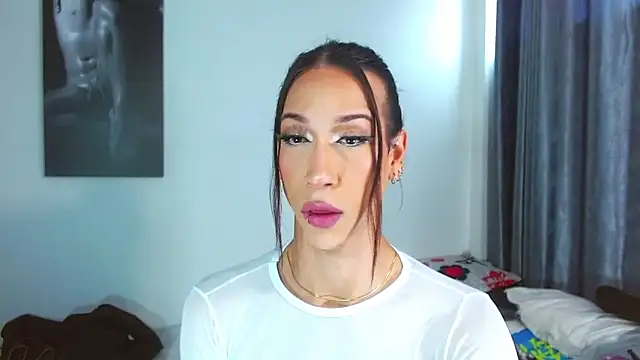 Kenisha Sweet online show from December 2025 07:32:01 PM