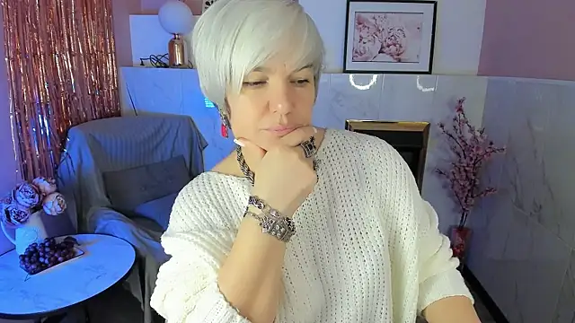 CarmenSoft online show from January 2026 08:32:02 PM