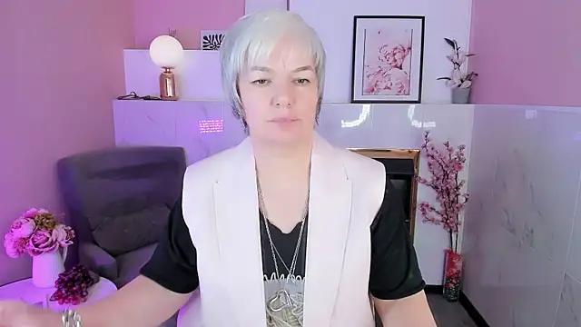 CarmenSoft online show from July 2026 08:33:01 PM