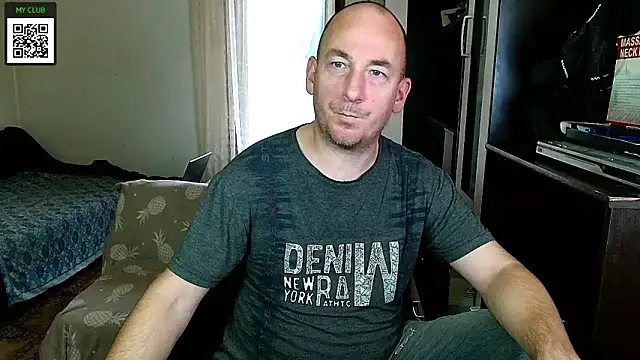 Johan   Barker online show from December 2024 12:02:01 PM