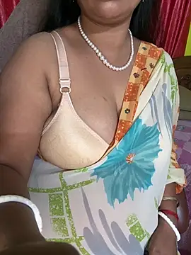 Snapshot of Anushka_21 chatting on February 2026 06:36:02 PM Anushka 21 online show from February 2026 06:36:02 PM