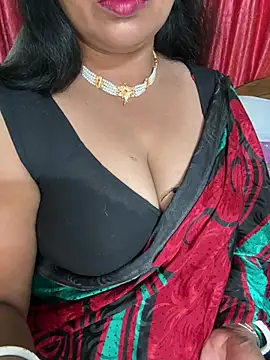 Snapshot of Anushka_21 chatting on February 2026 07:22:01 PM Anushka 21 online show from February 2026 07:22:01 PM