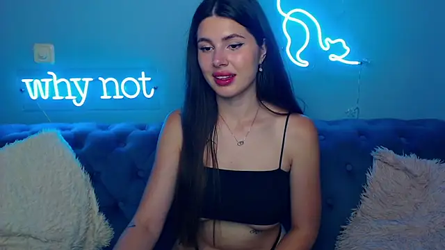 Snapshot of ViollinaLove chatting on June 2026 04:51:02 AM ViollinaLove online show from June 2026 04:51:02 AM