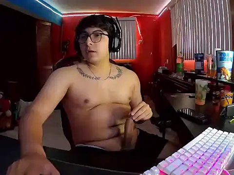 Nathanroberts111 online show from December 2024 05:18:02 PM