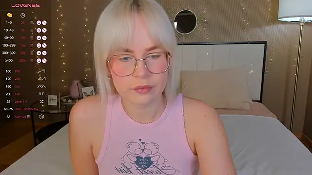 bellatip online show from November 2025 12:44:01 AM