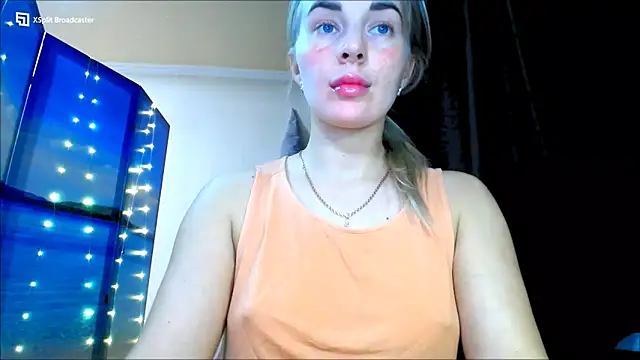 Snapshot of miaa_sunn chatting on December 2024 08:04:02 PM miaa sunn online show from December 2024 08:04:02 PM