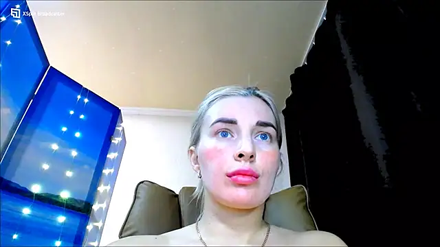 Snapshot of miaa_sunn chatting on January 2025 11:32:01 PM miaa sunn online show from January 2025 11:32:01 PM