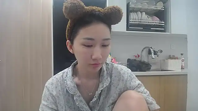 Asiagirll online show from July 2026 03:25:01 PM
