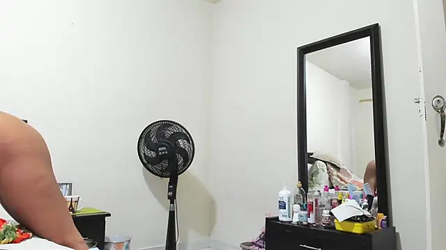 mara2020 69 online show from February 2025 02:32:02 PM