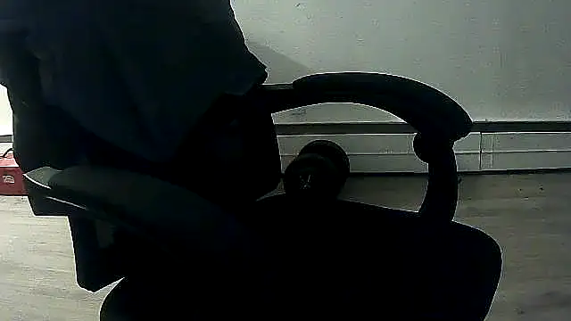 Snapshot of ThroatFuck_Anal chatting on September 2025 12:01:02 AM ThroatFuck Anal online show from September 2025 12:01:02 AM