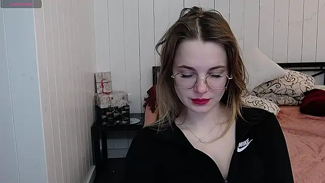 CindyJonson online show from March 2025 06:29:01 AM