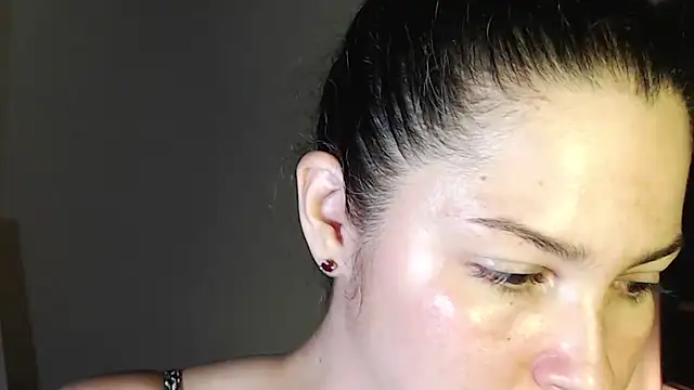 solamatista11 online show from December 2024 11:40:02 PM