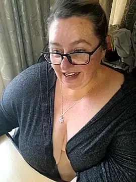 Iceprincess2bad4u online show from November 2025 06:15:02 AM