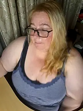 Iceprincess2bad4u online show from December 2025 06:26:02 PM