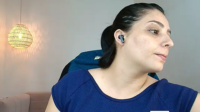 YummyAnna  online show from May 2026 07:30:02 PM