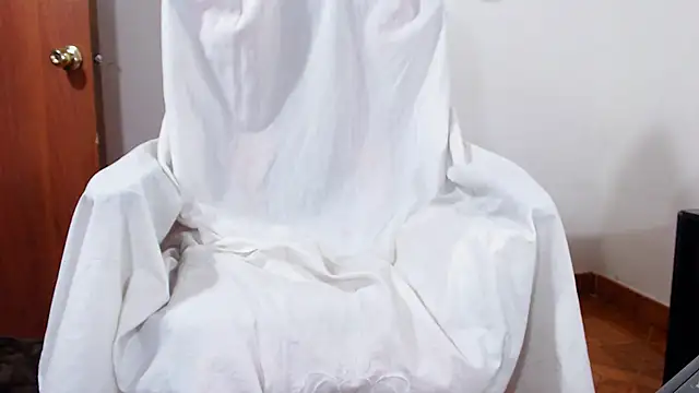 Snapshot of angie_tssex chatting on February 2025 08:57:01 PM angie tssex online show from February 2025 08:57:01 PM