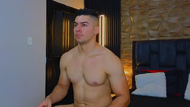 FelipeAndMarcello3 online show from February 2025 07:33:02 PM