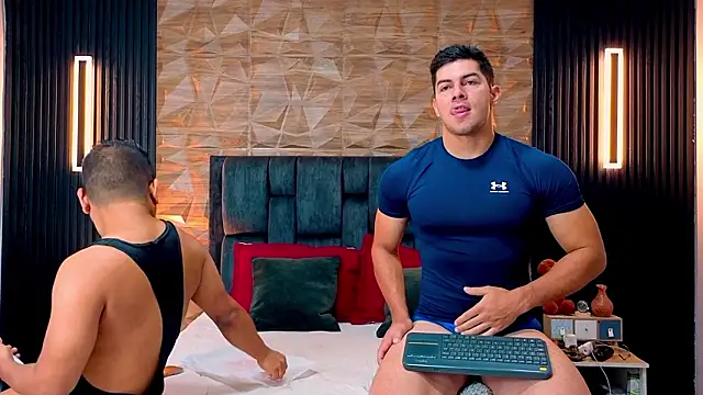 Snapshot of FelipeAndMarcello3 chatting on January 2026 02:21:01 PM FelipeAndMarcello3 online show from January 2026 02:21:01 PM