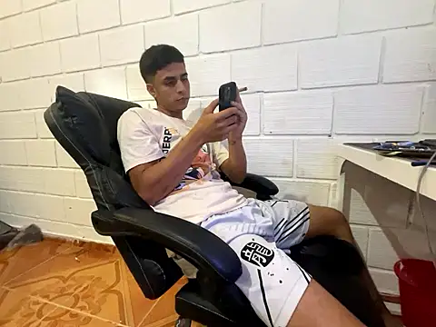 Max TheHorseDick online show from January 2026 10:26:01 PM