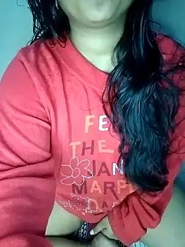 Snapshot of Sweet-Berry chatting on December 2024 06:05:01 PM Sweet-Berry online show from December 2024 06:05:01 PM