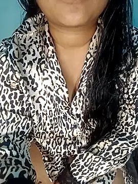 Snapshot of Sweet-Berry chatting on March 2025 06:55:01 PM Sweet-Berry online show from March 2025 06:55:01 PM