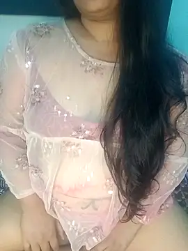 Sweet-Berry online show from November 2025 05:12:01 PM