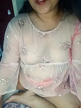 Sweet-Berry online show from December 2025 05:43:02 PM