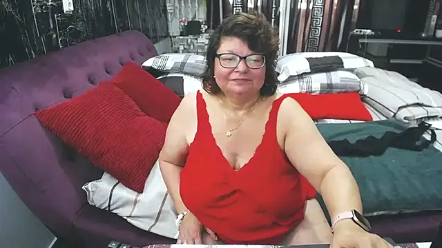 SweetMommaX online show from June 2026 01:57:02 PM