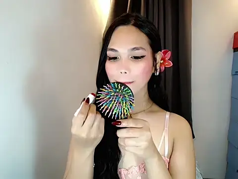 Snapshot of Webcumcutie chatting on April 2026 04:30:01 AM Webcumcutie online show from April 2026 04:30:01 AM